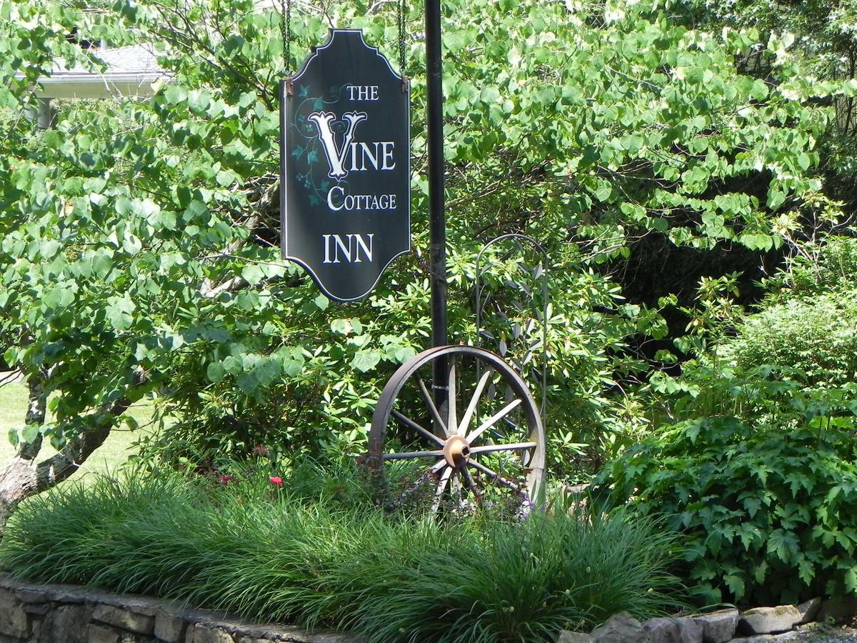 Vine Cottage Inn Hot Springs Exterior photo